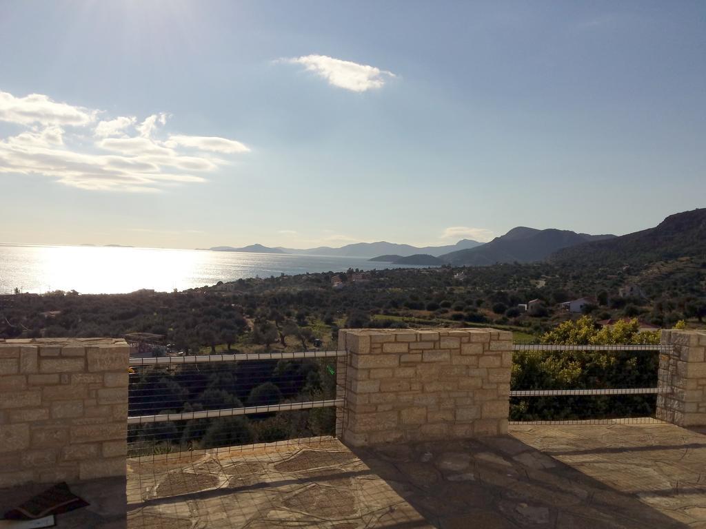 Kastro Villas 마라토캄포스 객실 사진